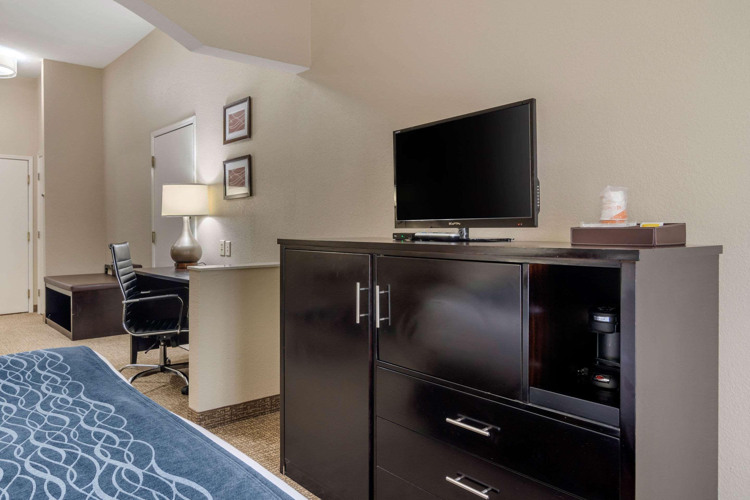 Comfort Inn & Suites Atlanta-Smyrna Εξωτερικό φωτογραφία