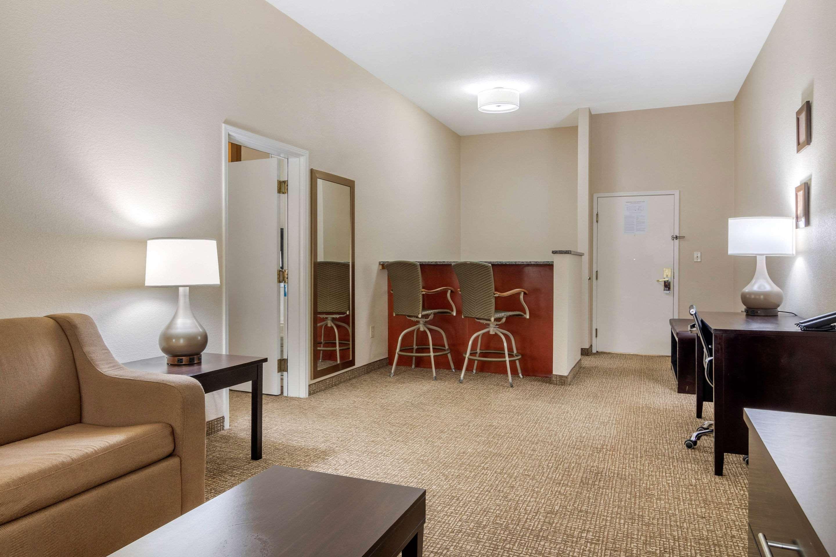 Comfort Inn & Suites Atlanta-Smyrna Εξωτερικό φωτογραφία