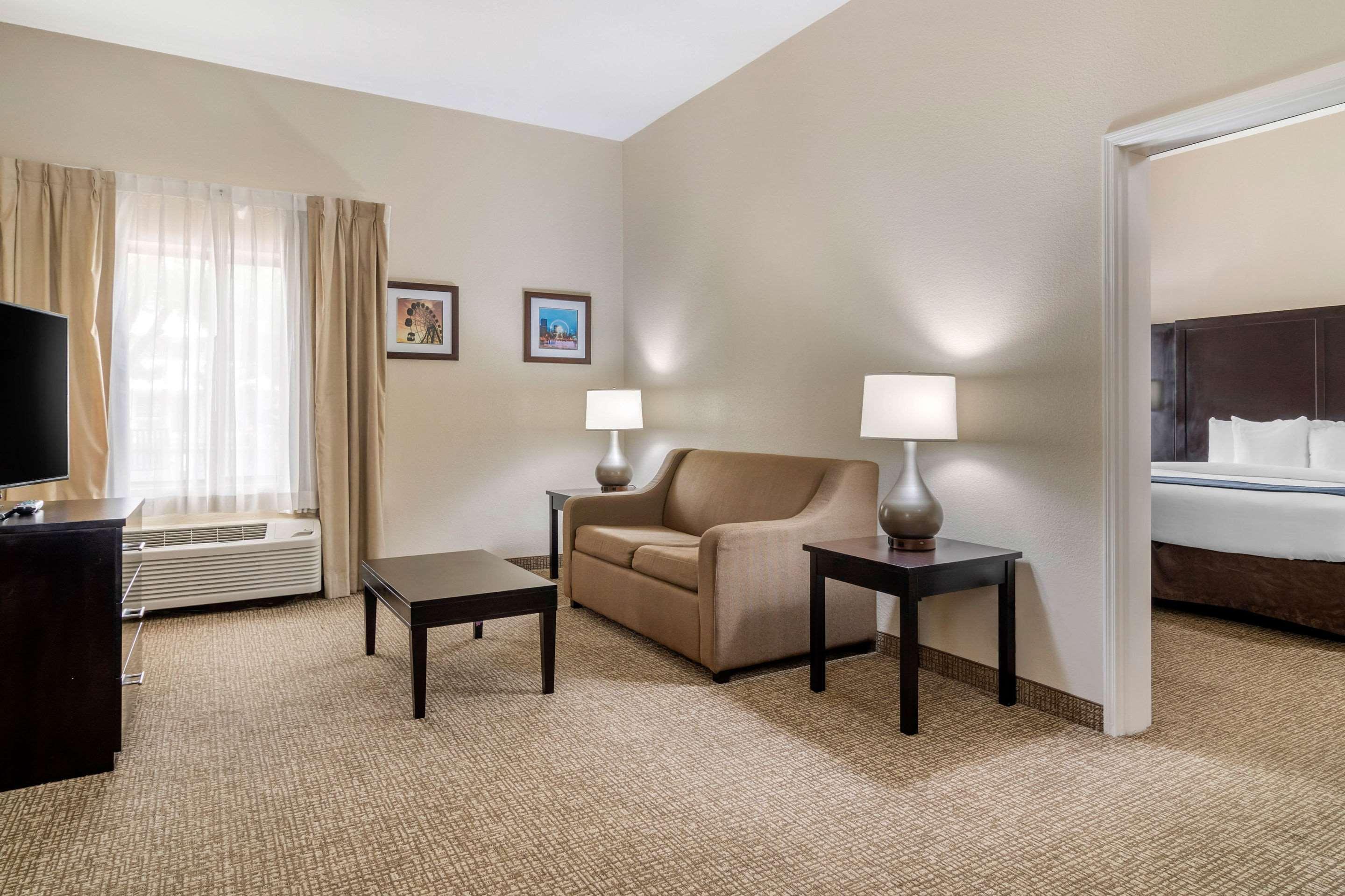 Comfort Inn & Suites Atlanta-Smyrna Εξωτερικό φωτογραφία